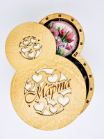 Подарочный набор с 8 марта в матрешке чай черный 25гр, зеленый 30гр, кофе 40гр, мед микс манго 170гр