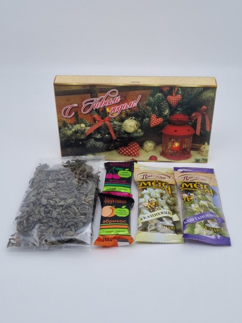 Набор 137 Праздничный чай зеленый, пастила и мед с новым годом Набор 137 Праздничный чай зеленый, пастила и мед с новым годом