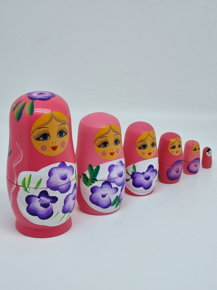 Матрешка розовая