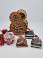 Подарочный набор с 8 марта Матрешка чай черый 25гр, зеленый 30гр, кофе 40гр, мед микс с малиной 170г