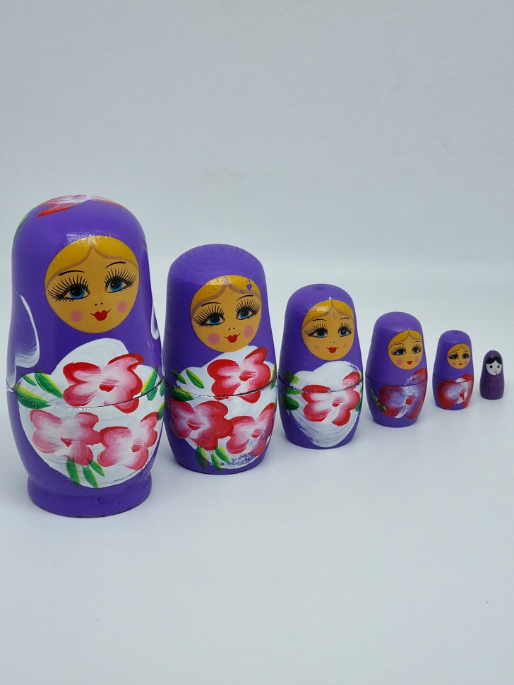Матрешка сиреневая