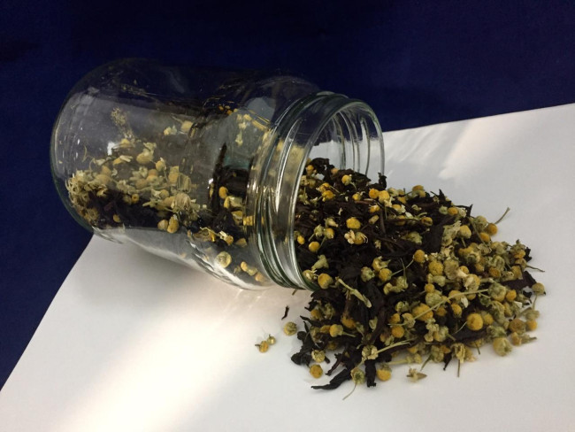 Чёрный чай с ромашкой 100гр