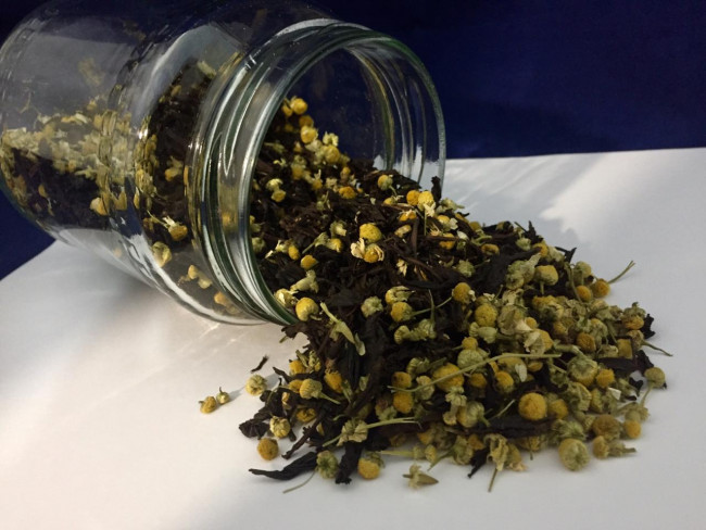 Чёрный чай с ромашкой 100гр