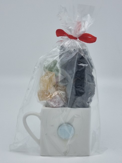 Набор кружка магнит половинка с чаем и сладостями