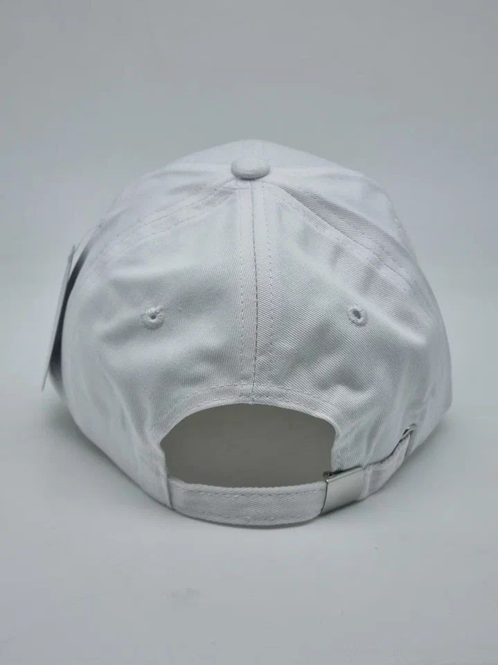 Головной убор "Герб" белый