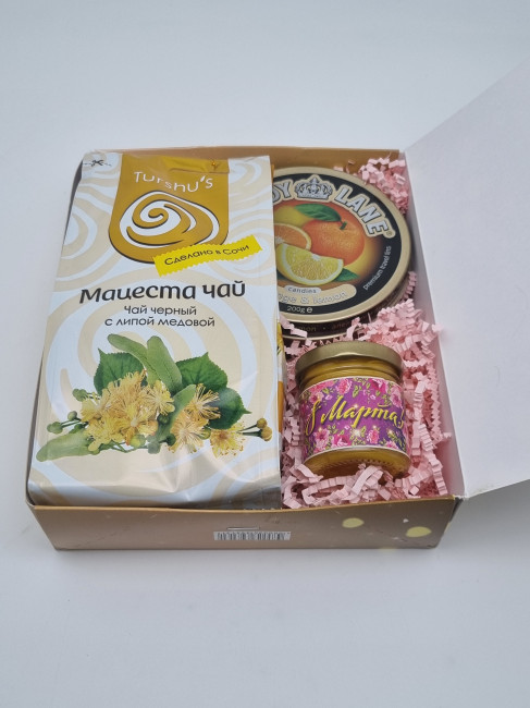 Набор 563 Праздничный леденцы, мед и чай с 8 марта