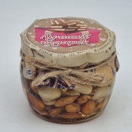 Мед с орехами ассорти 170гр лучший подарок Мед с орехами ассорти 170гр лучший подарок