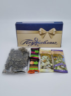 Набор 137 Праздничный чай зеленый, пастила и мед лучший подарок