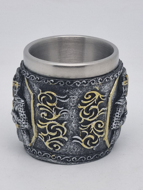 Стопка из полистоуна Рыцарь Стопка из полистоуна Рыцарь