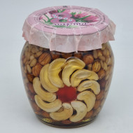 Мед с орехами ассорти 550гр с 8 марта Мед с орехами ассорти 550гр с 8 марта