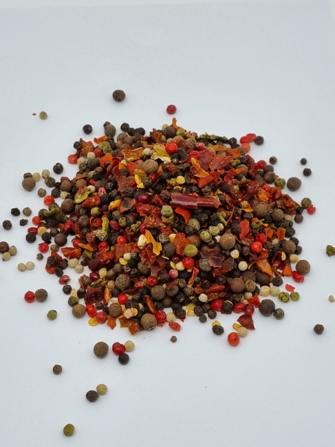 Смесь 8 перцев горошек 1кг