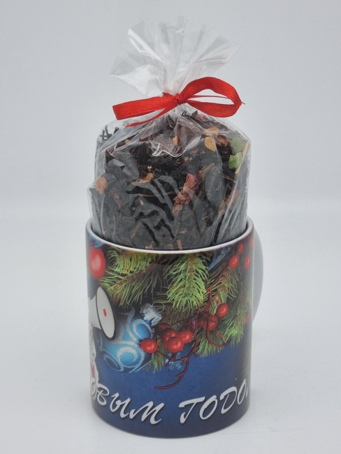 Кружка 250мл с черным фруктовым чаем 60гр с новым годом