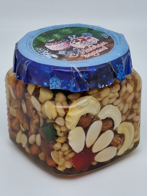 Мед с орехами ассорти 420гр с новым годом