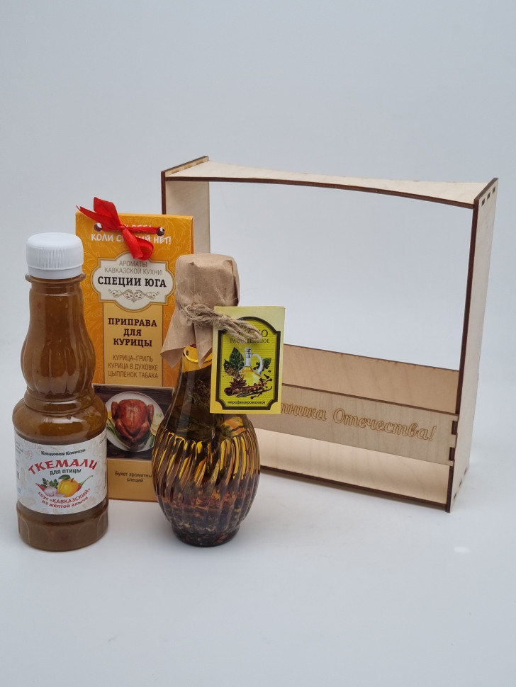 Подарочный набор с 23 февраля для птицы "Соус, специи, масло со специями" №3