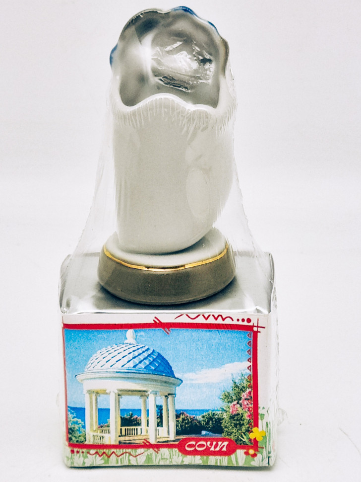 Чай черный ручной сбор 35гр Сочи с сувениром Джигитик -подставка под зубачистки коллекционный фарфор