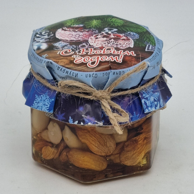 Мед с орехами ассорти 90гр с новым годом