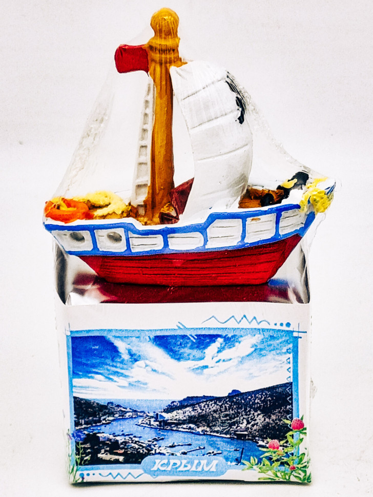 Краснополянский чай "Перевальный" 40гр с сувениром парусник Крым