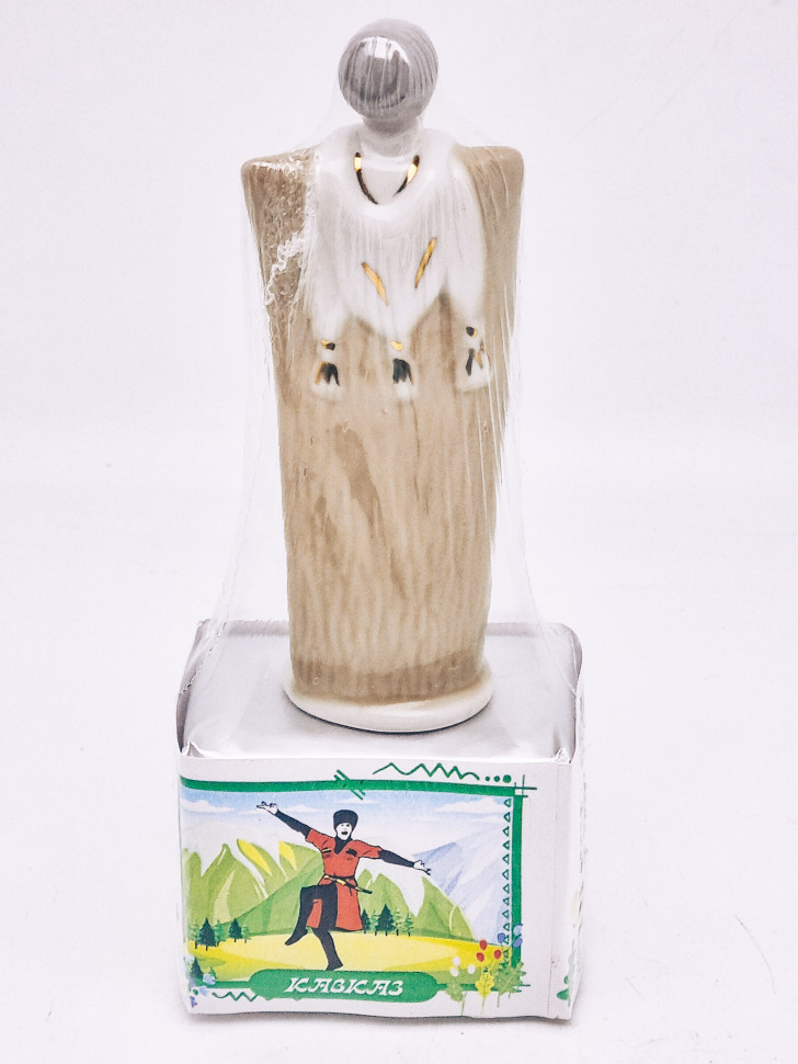 Чай зеленый ручной сбор 40гр Кавказ с сувениром Горец коллекционный фарфор