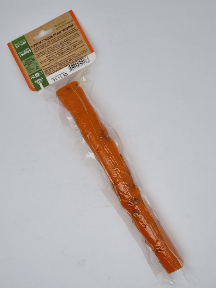 Чурчхела №1 с грецким орехом с мандарином 200гр