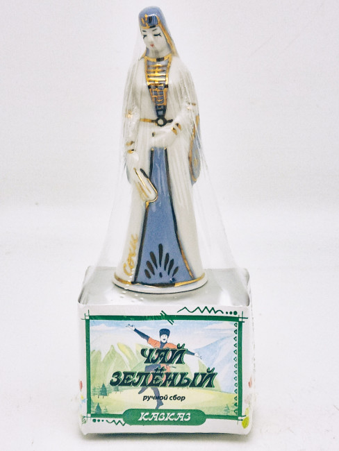 Чай зеленый ручной сбор 40гр Кавказ с сувениром Горянка коллекционный фарфор