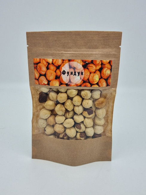 Фундук в упаковке с логотипом