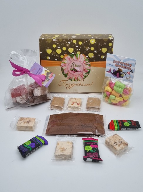 Набор Праздничный кофе и сладости с 8 марта