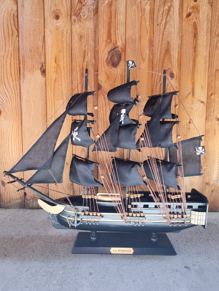 Парусник пиратский черный 50*44см