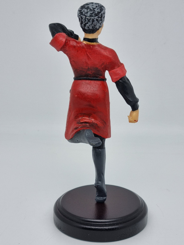 Статуэтка Горец в танце 2