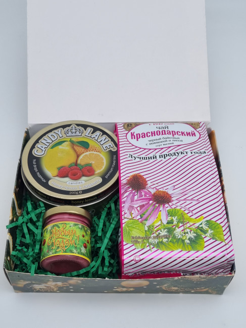 Набор 560 Праздничный чай, леденцы, и мед с новым годом