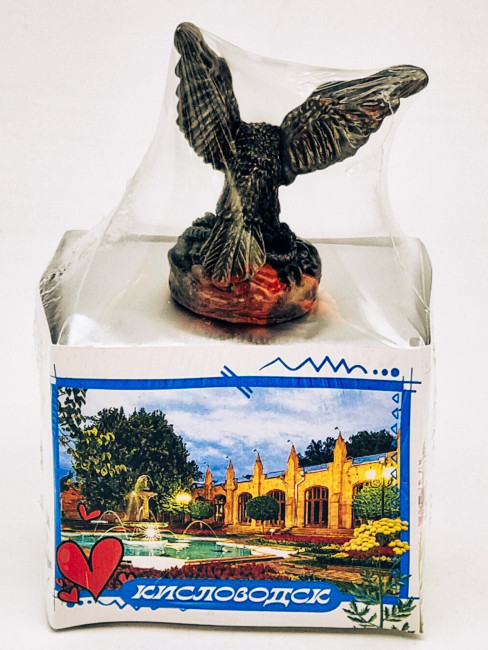 Чай зеленый ручной сбор 40гр Кисловодск с сувениром орел средний Чай зеленый ручной сбор 40гр Кисловодск с сувениром орел средний