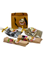 Подарок из Пятигорска ассорти №2, 2 чурчхелы с черным и Краснополянским чаем 100гр рс