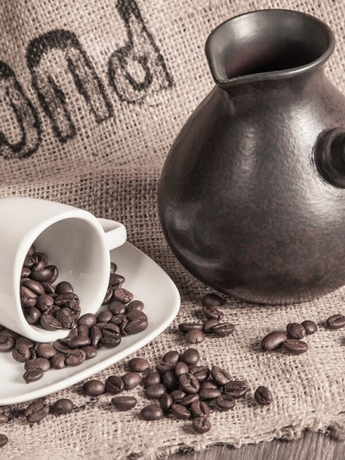 Турка "Амфора" фарфоровая жаропрочная 450мл Турка "Амфора" фарфоровая жаропрочная 450мл