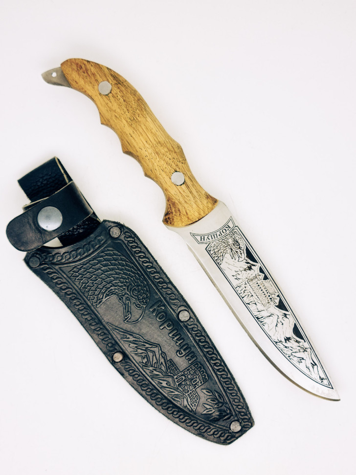 Нож с деревянной ручкой для туризма сталь Коршун