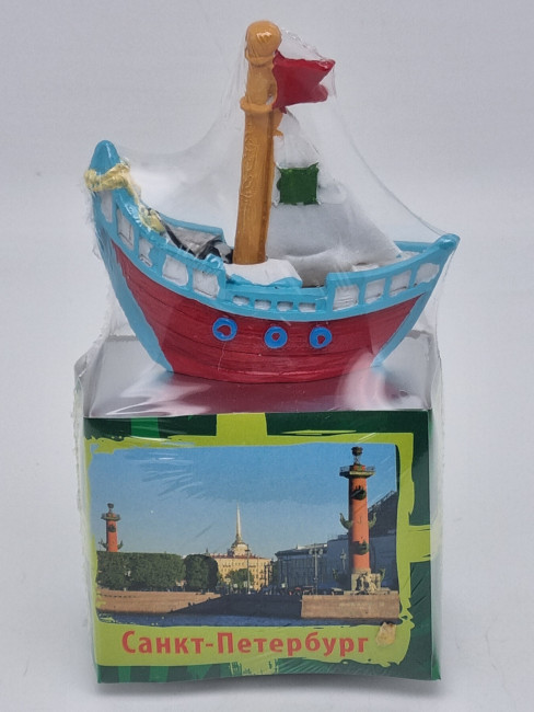 Чай зеленый ручной сбор 35гр с сувениром парусником Санкт-Петербург