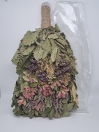 Веник для бани из кавказского дуба в VIP упаковке Веник для бани из кавказского дуба в VIP упаковке