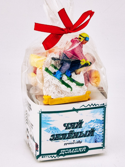 Чай зеленый ручной сбор 40гр + парварда 50гр Домбай с магнитом лыжник 1 Чай зеленый ручной сбор 40гр + парварда 50гр Домбай с магнитом лыжник 1