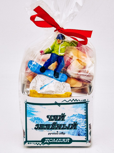 Чай зеленый ручной сбор 40гр + парварда 50гр Домбай с магнитом сноубордист 1 Чай зеленый ручной сбор 40гр + парварда 50гр Домбай с магнитом сноубордист 1