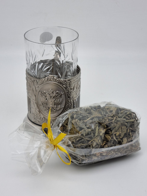 Подстаканник "Герб РФ" стакан хрусталь с зеленым чаем