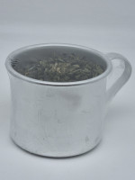 Черный чай 80гр в кружке из алюминия Звезда