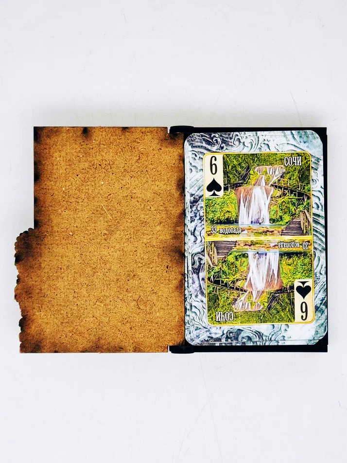 Карты сув игральн в деревянной коробке Адлер