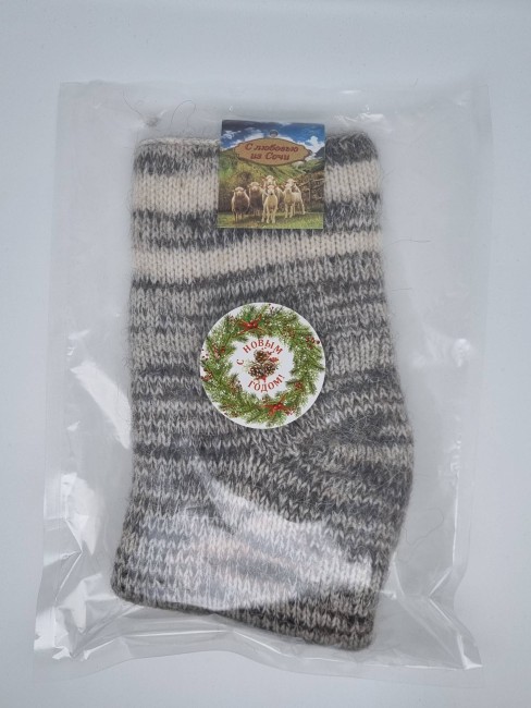 Наколенник из натуральной шерсти согревающий с новым годом