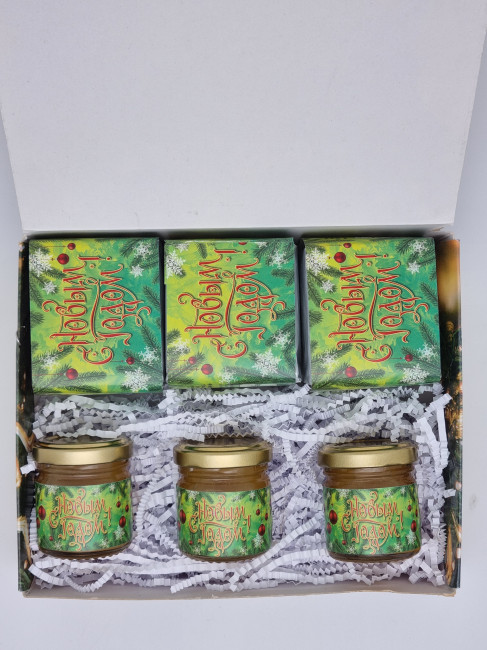 Гастрономический набор 3 вида чая + 3 вида меда с новым годом Гастрономический набор 3 вида чая + 3 вида меда с новым годом