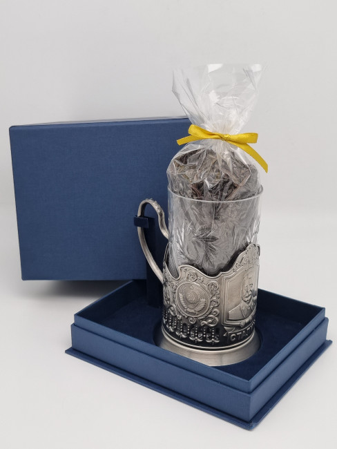 Подстаканник "Сталин" стакан хрусталь с черным чаем в футляре