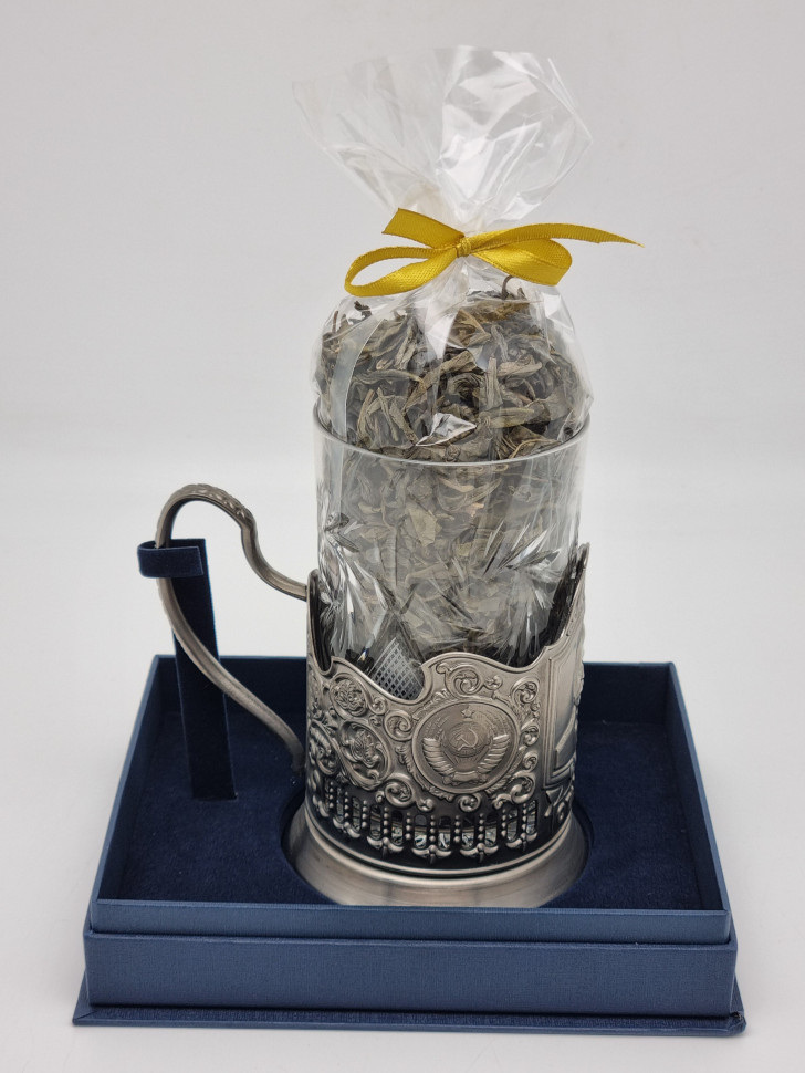 Подстаканник "Сталин" стакан хрусталь с зеленым чаем в футляре