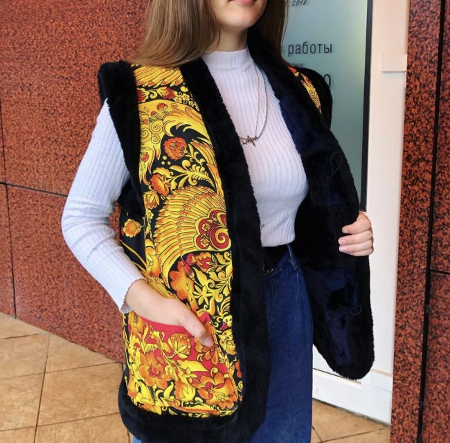 Жилет из натуральной овечьей шкуры «Жар-птица» (размер 60)