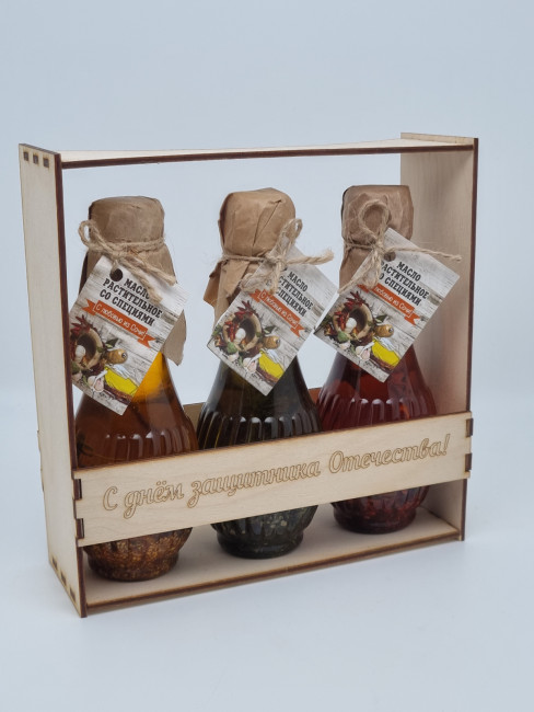 Масло подсолнечное со специями ассорти 750мл с 23 февраля (коробка фанера)