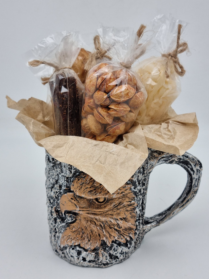 Кружка орел с пивными деликатесами