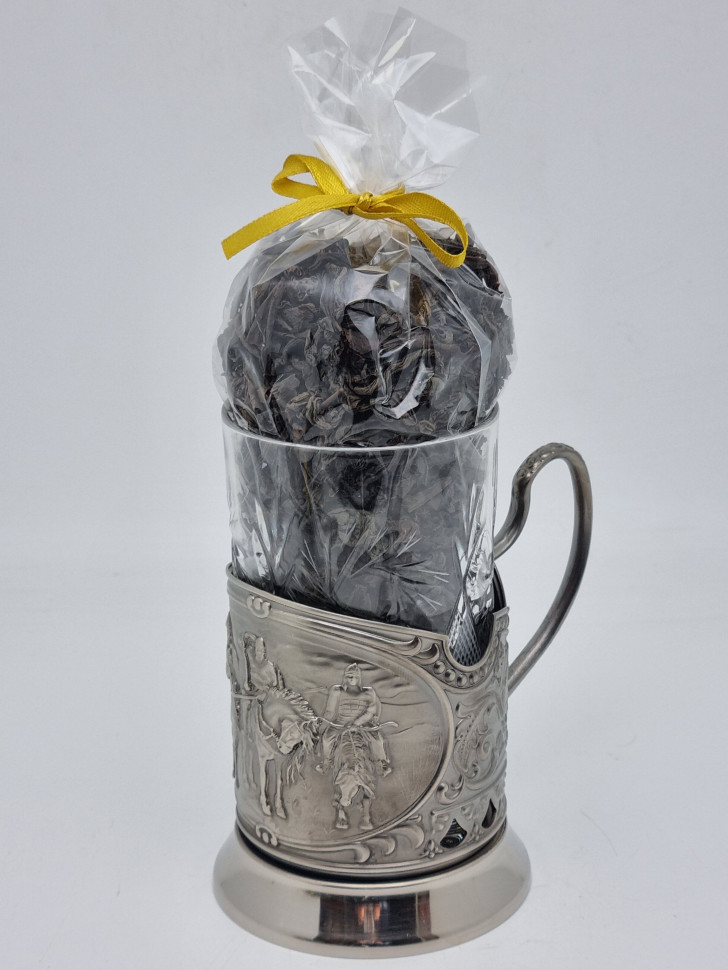 Подстаканник "Три богатыря" стакан хрусталь с черным чаем