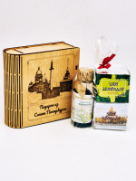 Набор в книжке чай черный р/с 35гр + чай зеленый р/с 40гр и бальзам Краснополянский Санкт-Петербург