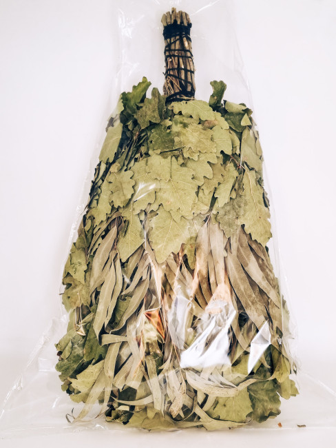 Веник, смешаный - дуб "Экстра" с эвкалиптом Веник, смешаный - дуб "Экстра" с эвкалиптом